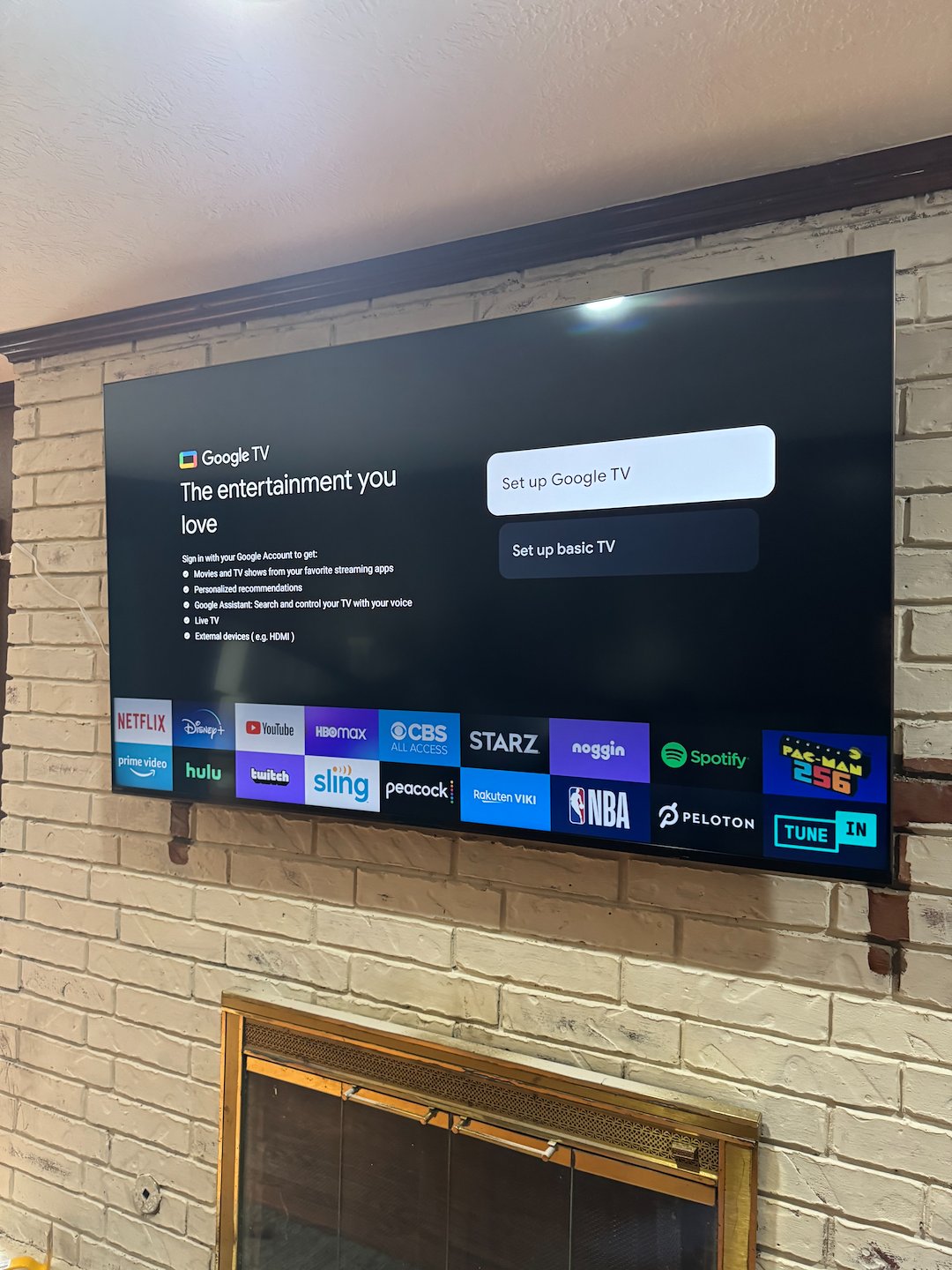 ๐ TV Mounting in Denver, CO 80260 โ 65โ Sony on Brick Wall